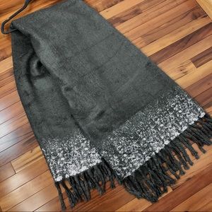 NWOT WEST ELM Cozy Textured Metallic Throw - Gray